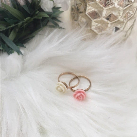 Jewelry - 2 Rose Rings